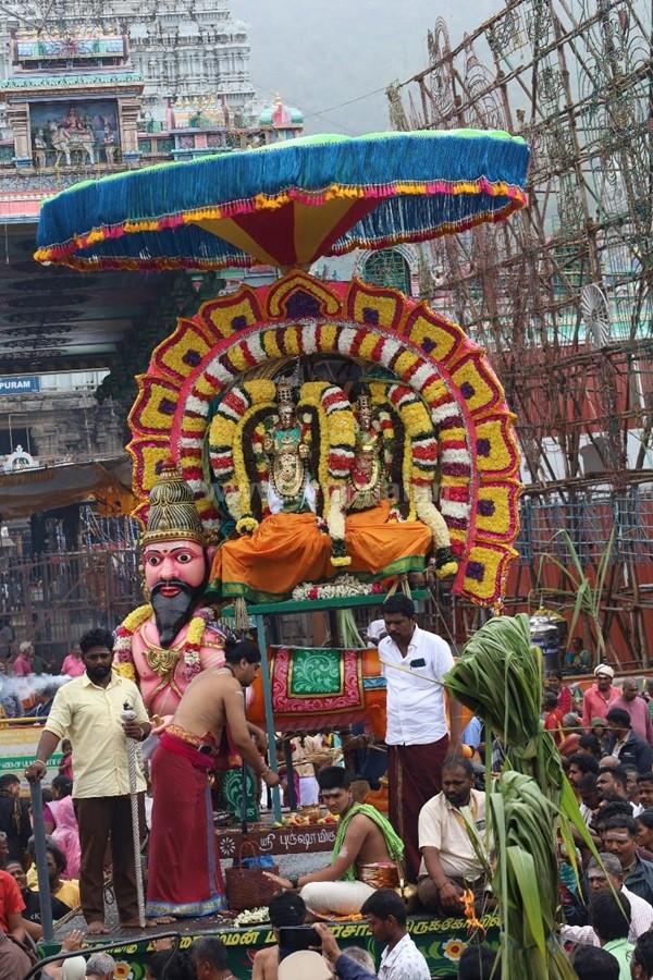 திருவண்ணாமலை திருக்கார்த்திகை தீபத் திருவிழா 2025 – ஒன்பதாம் நாள் விழா!