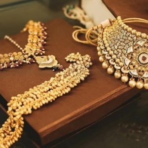 Chennai Gold Rate Today (August 5, 2026): 22K Gold Jumps ₹160 Per Gram, Silver Up ₹5